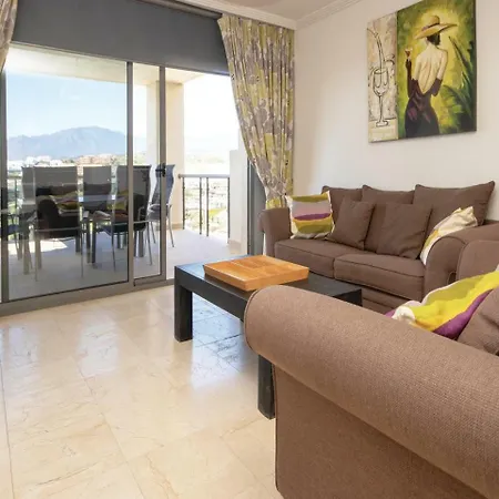 Appartement Two-bedroom In Benahavis Estepona